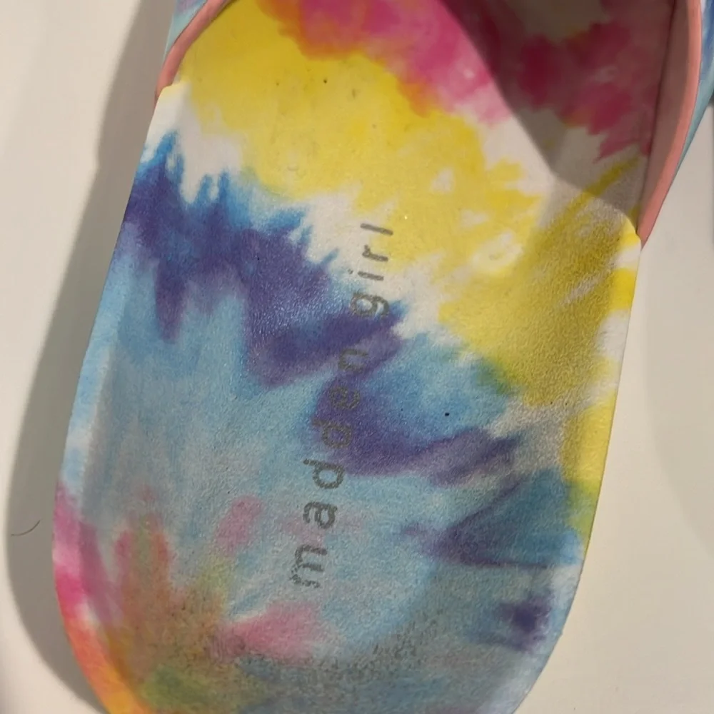 COPY - Madden Girl Teddy Buckle Sandals! Tie-dye size 7! - Picture 5 of 6